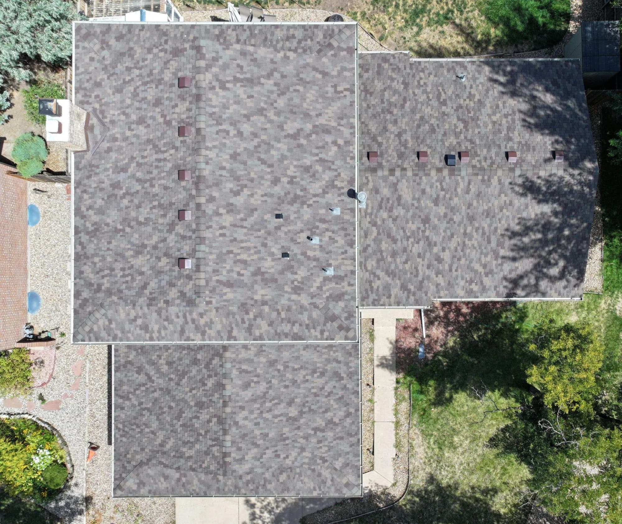 Aurora Presidential Shake — Red Hawk Roofing project